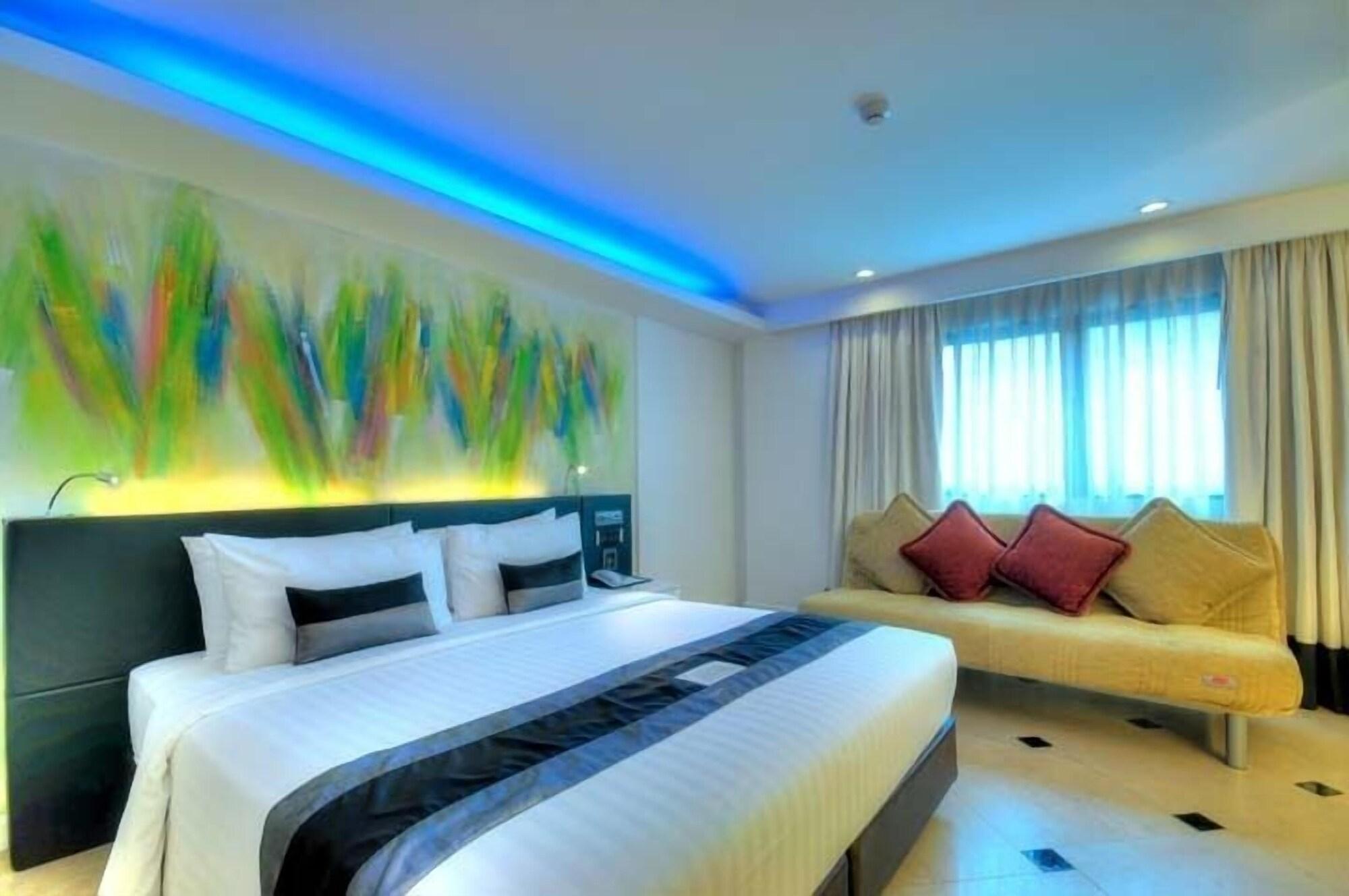 Hotel Aspira Skyy Sukhumvit 1 Bangkok Zewnętrze zdjęcie